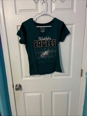 Philadelphia Eagles Women's V-Neck Tee - Teal